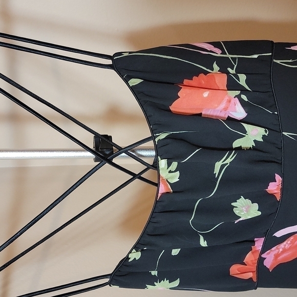 SEXY black dress - Picture 2 of 6